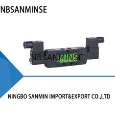IP65 Valvola solenoide a doppia bobina impermeabile 0.2-1.0Mpa 60°C NBR PUR Seal Slide Sleeve Tipo