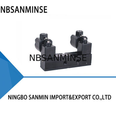 Valvola solenoide pneumatica a prova di esplosione a 3 posizioni NBR Seal 0,15 - 0,8Mpa DC24V 3,5W